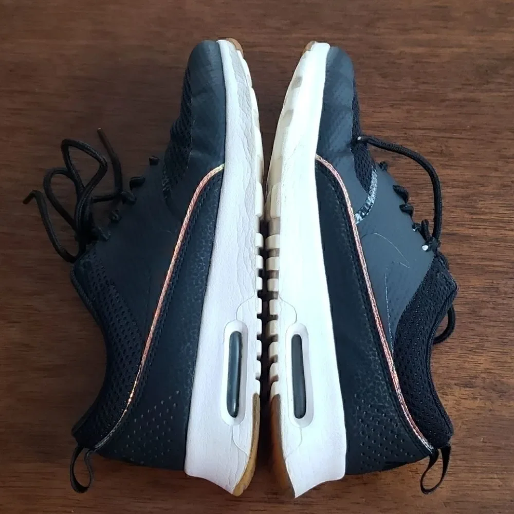 NIKE AIR MAX THEA, SIZE 6